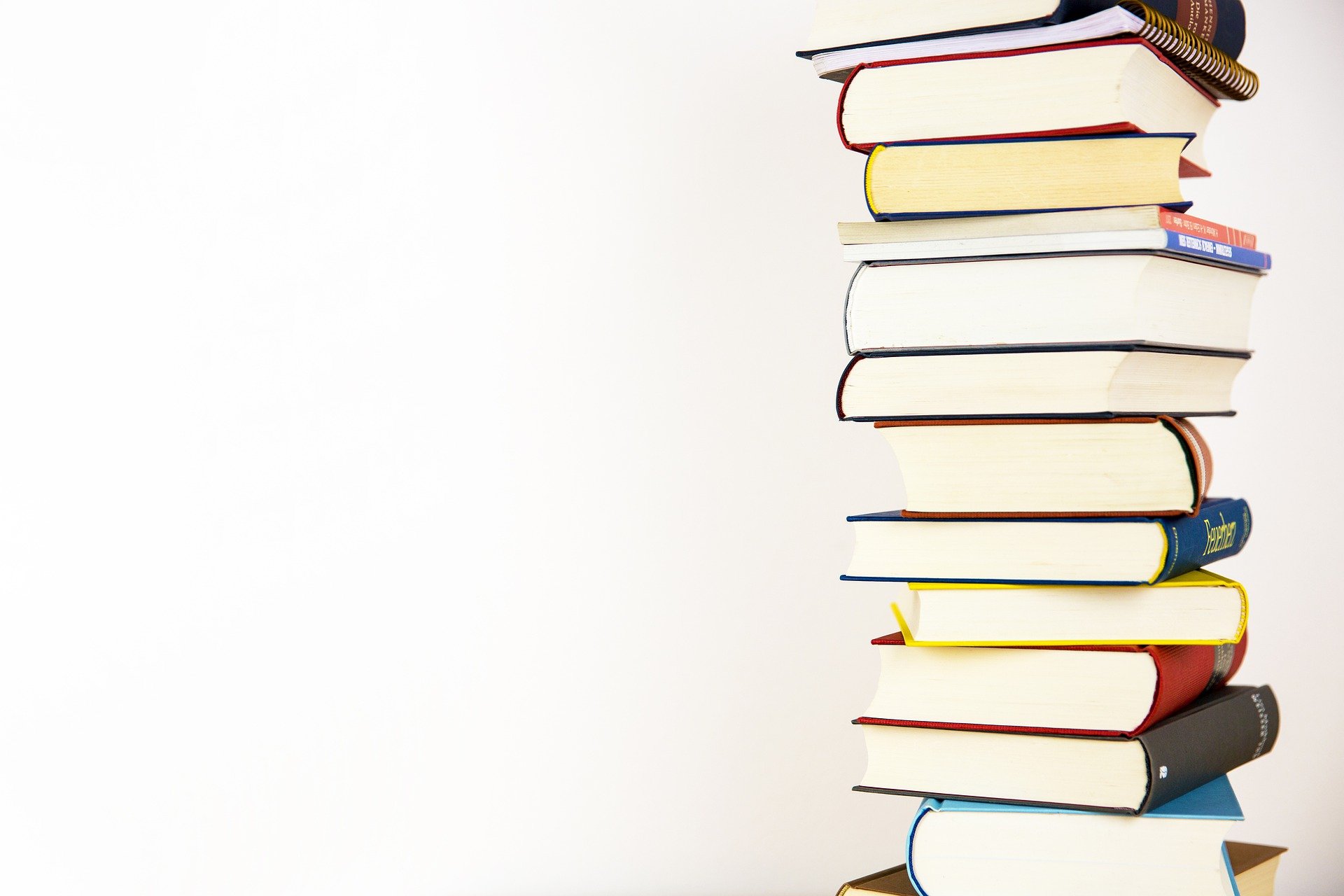 Books 5937823 1920 livres